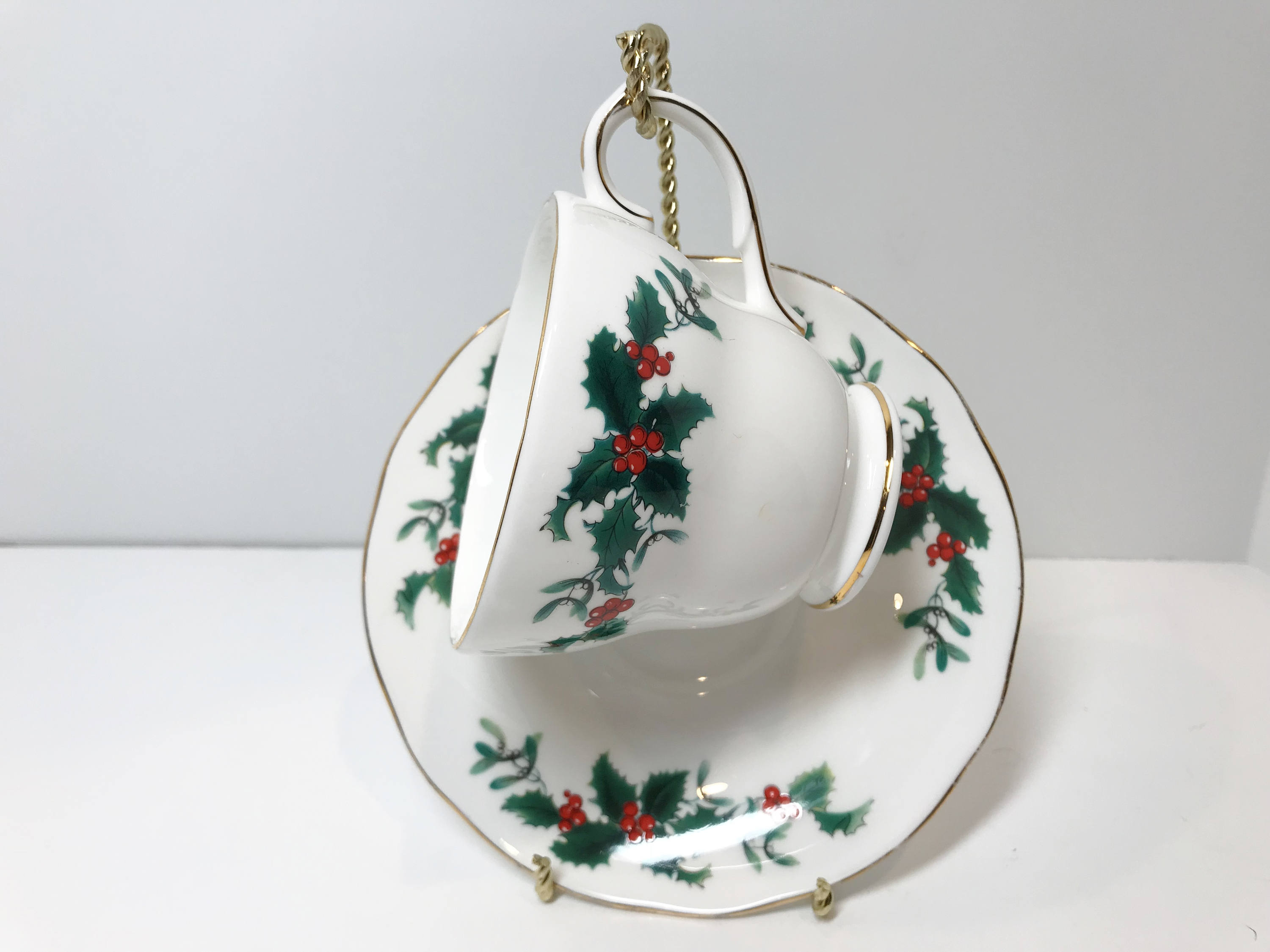 Duchess Tea Cup and Saucer, Christmas Tea Cups, Holidays Tea Cups