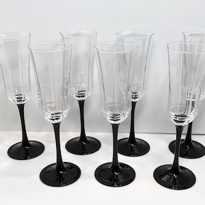 Luminarc French Wine Glasses: Black Stem Barware, Set of 7