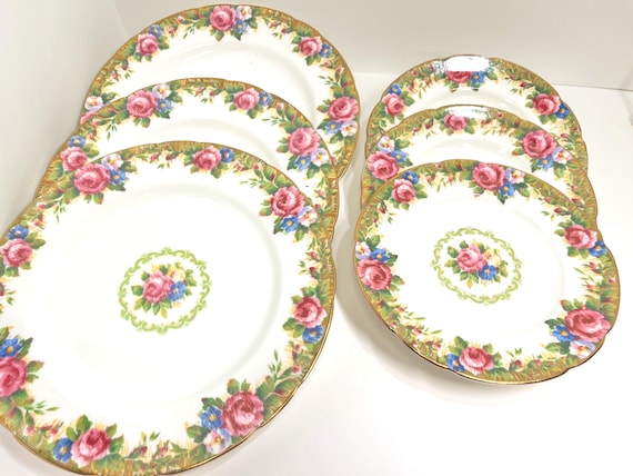 Double Warrant Paragon Plate, Paragon Tapestry Rose, Floral Plate, Gift for Her, Anniversary Gift, Housewarming Gift, Paragon Rose