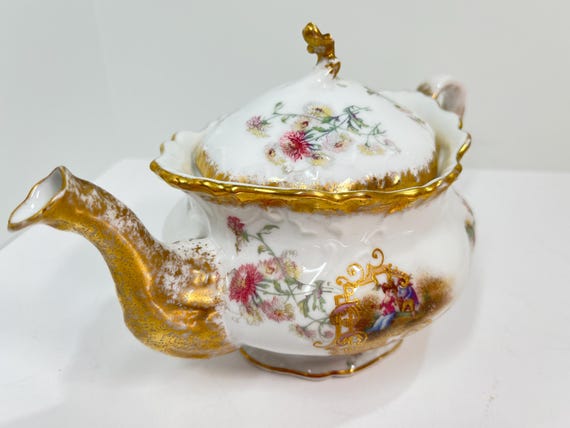 Limoges Teapot: French Floral Loving Couple