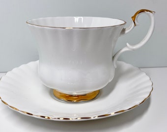 Royal Albert Breakfast Cup , Royal Albert Teacup , Royal Albert White Tea Cup , Val D'Or Pattern ,  Vintage Tea Cups , Hostess Gift