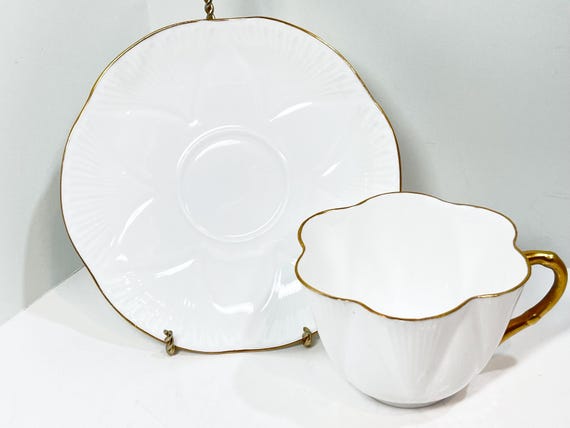 Shelley Teacup and Saucer, Brides Teacup, Shelley China, Gifts for Her, Anniversary Gift, Gift for Friend, Housewarming Gift