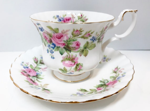 Moss Rose by Royal Albert, Antique Tea Cups, Royal Albert Tea Cups, Vintage Tea Cups, Floral Tea Cups, Pink Rose Teacups, English China Cups