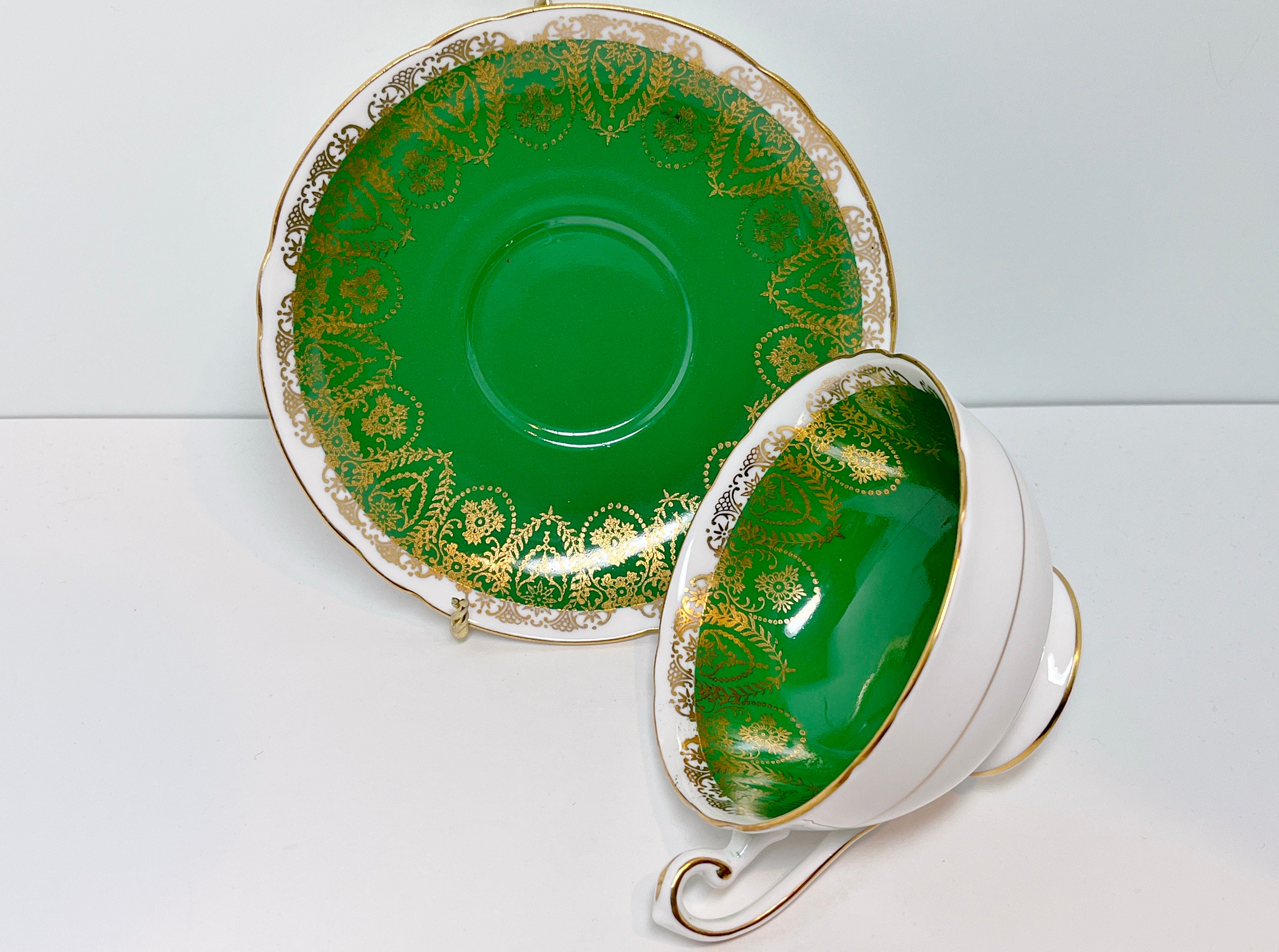 Green Gold by Shelley Fine China, Lincoln Shape, Pattern 0664, Antique Tea Cups, Vintage Tea