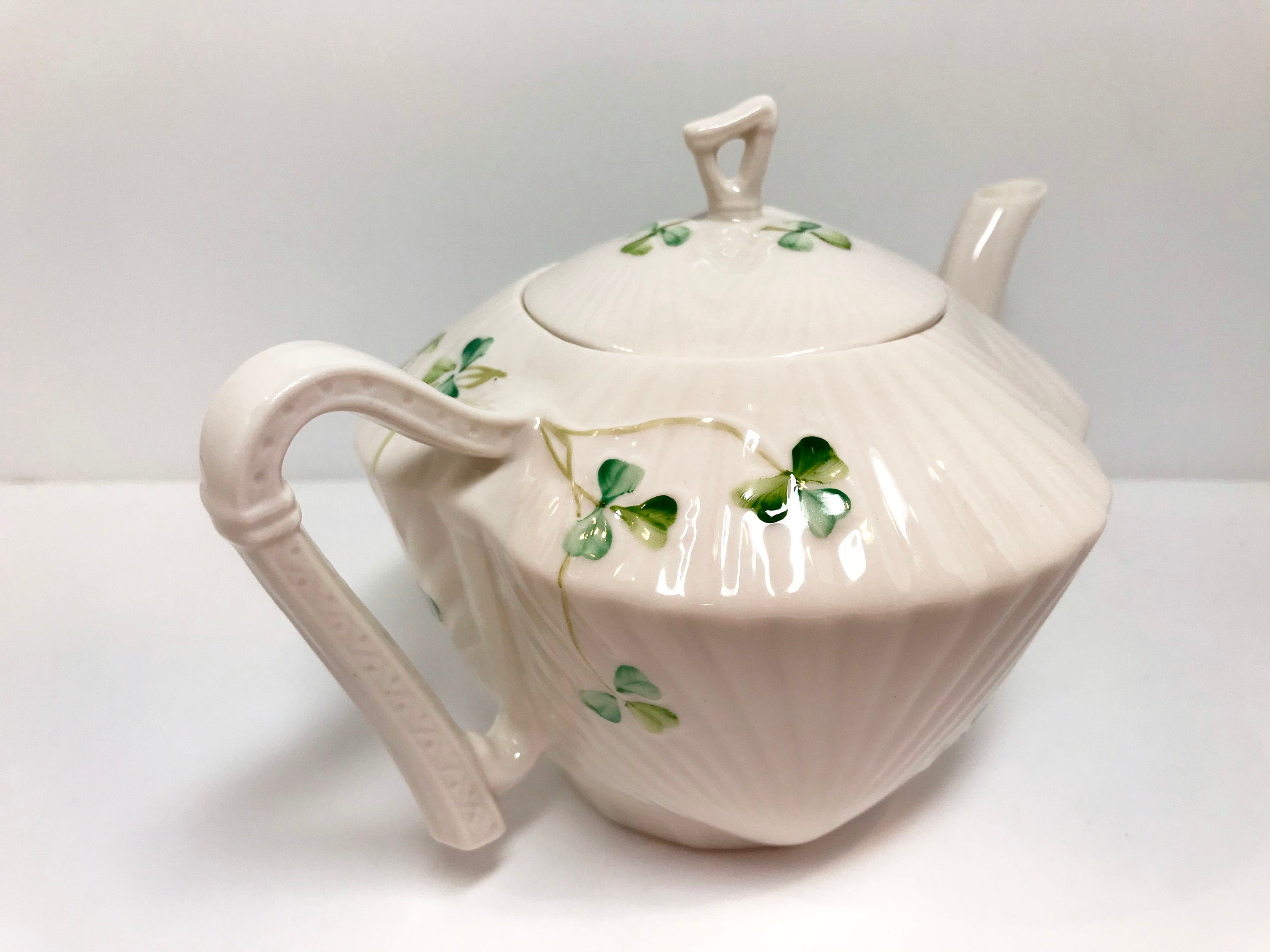 Shamrock Belleek Teapot, Belleek Harp Teapot, Irish Teapot, Belleek