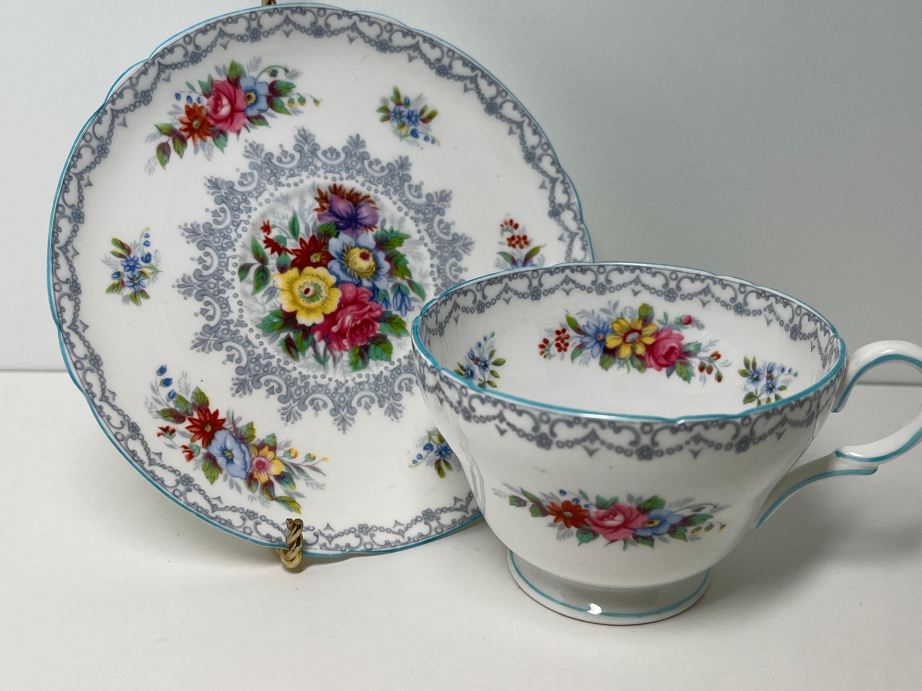 Shelley Teacup and Saucer, Crochet Pattern, Shelley Cups, Shelley China