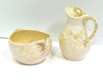 Juego de azucarero y cremera Belleek iridiscente - Green Mark, porcelana irlandesa