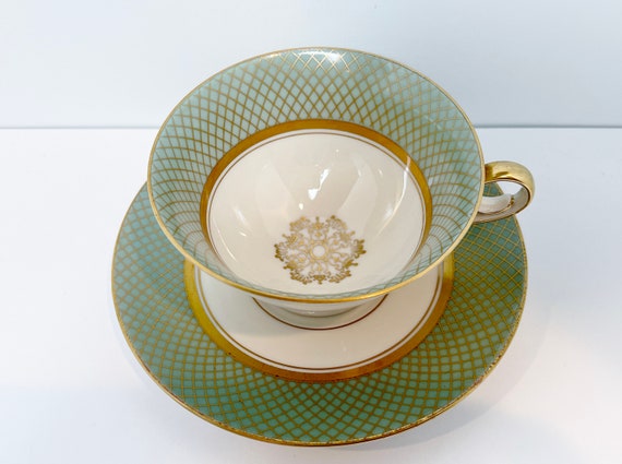 Seltmann Bavarian Teacup and Saucer, Bavarian Teacup,  German Teacup, China Tea Cups, Antique Tea Cups, Green Tea Cups
