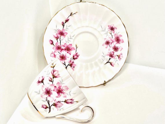 Royal Tuscan Teacup and Saucer, Floral Teacup, Antique Teacup, Gift for Her, Wedgwood, Anniversary Gift, Pink Floral Teacup