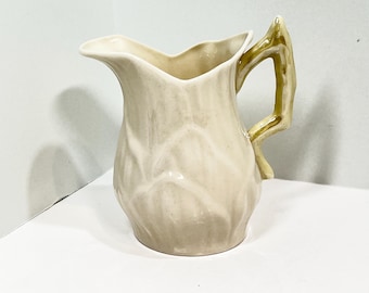 Jarra vintage Belleek con diseño de lirios: jarra de porcelana irlandesa