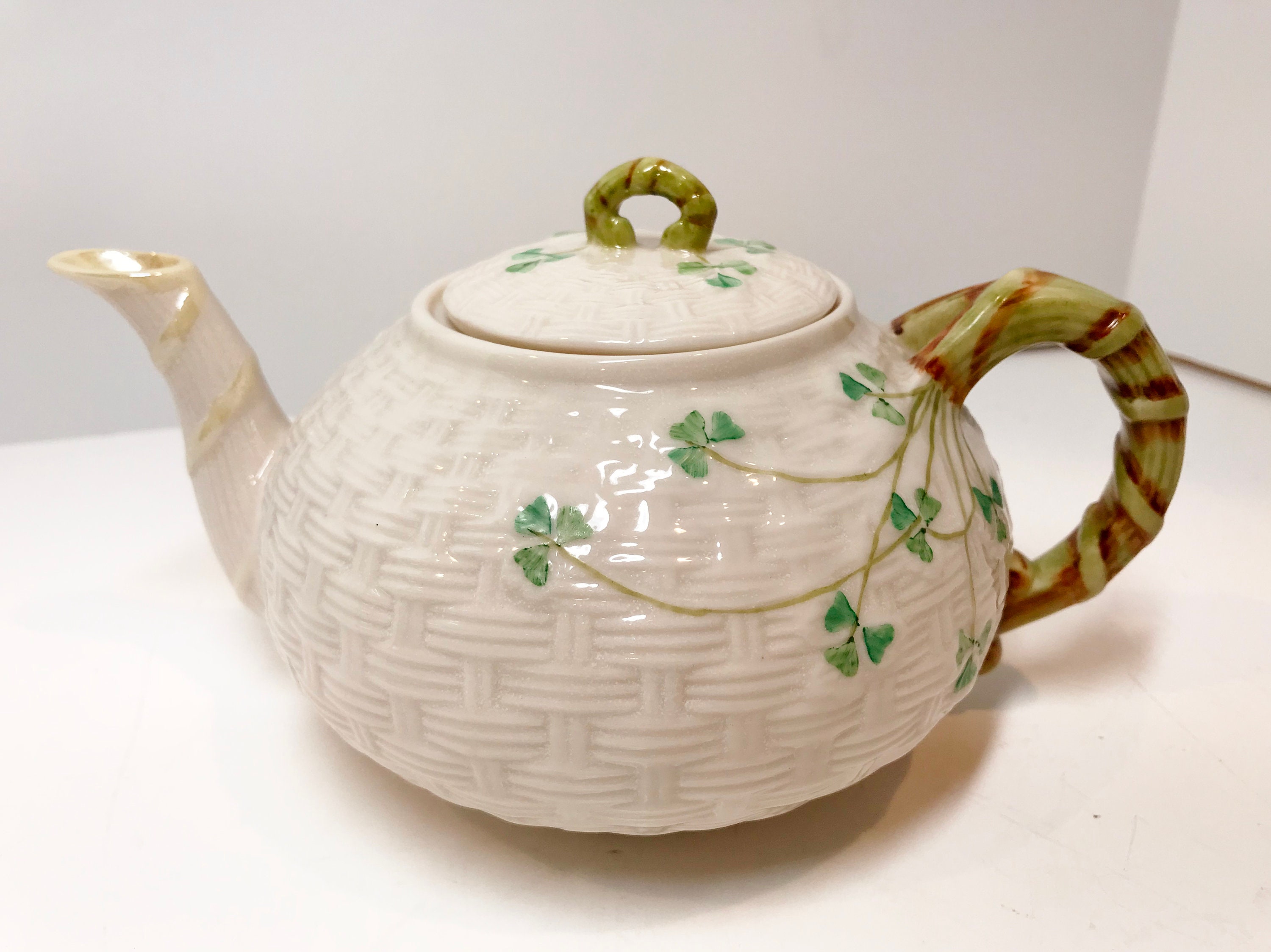Small Shamrock Belleek Teapot, Irish Teapot, Belleek China, Irish