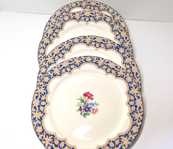 Set of Four Aynsley Plates, 8 Inch Plates, Floral Plates, Housewarming Gift, Birthday Gift, Gift for Friend, Gift for Her, Anniversary Gift