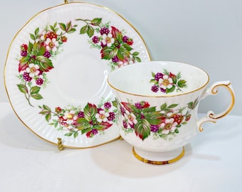 Berry Tea Cup , Elizabethan Teacup , Teacup , Tea Cup and Saucer ,  Vintage Teacup , Gift for Her , AprilsLuxury , Housewarming Gift