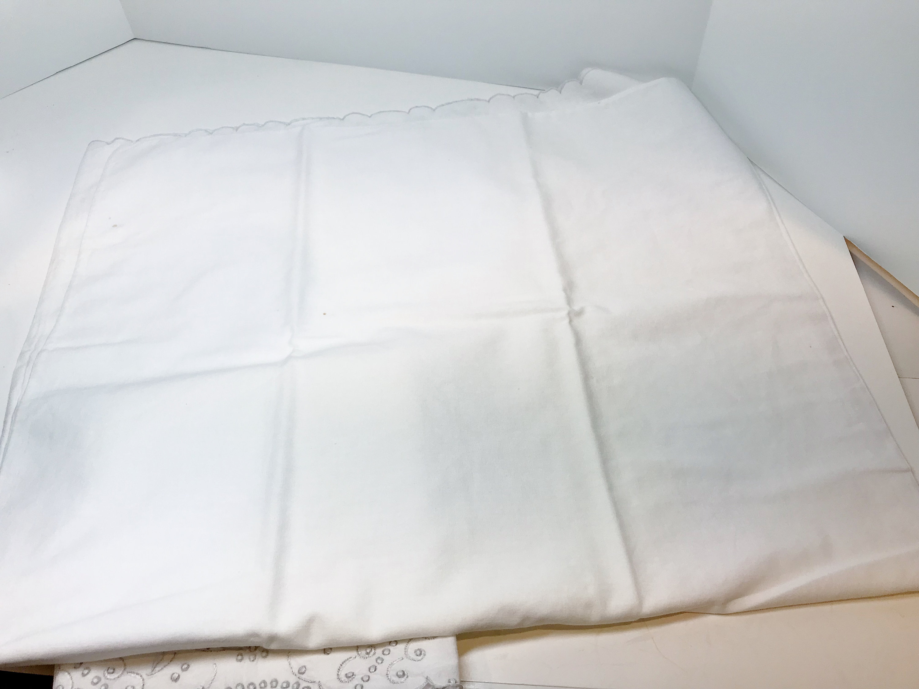 Vintage White Pillowcases, Flowered Applique Cases with French Knots