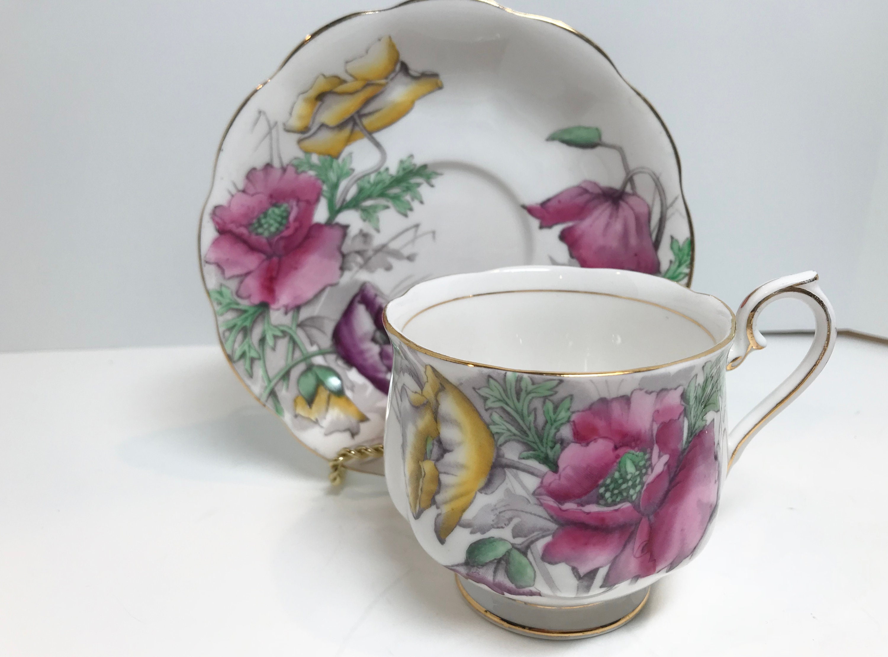 Royal Albert Tea Cup, Flower of the Month Series, Poppy Tea Cup Set
