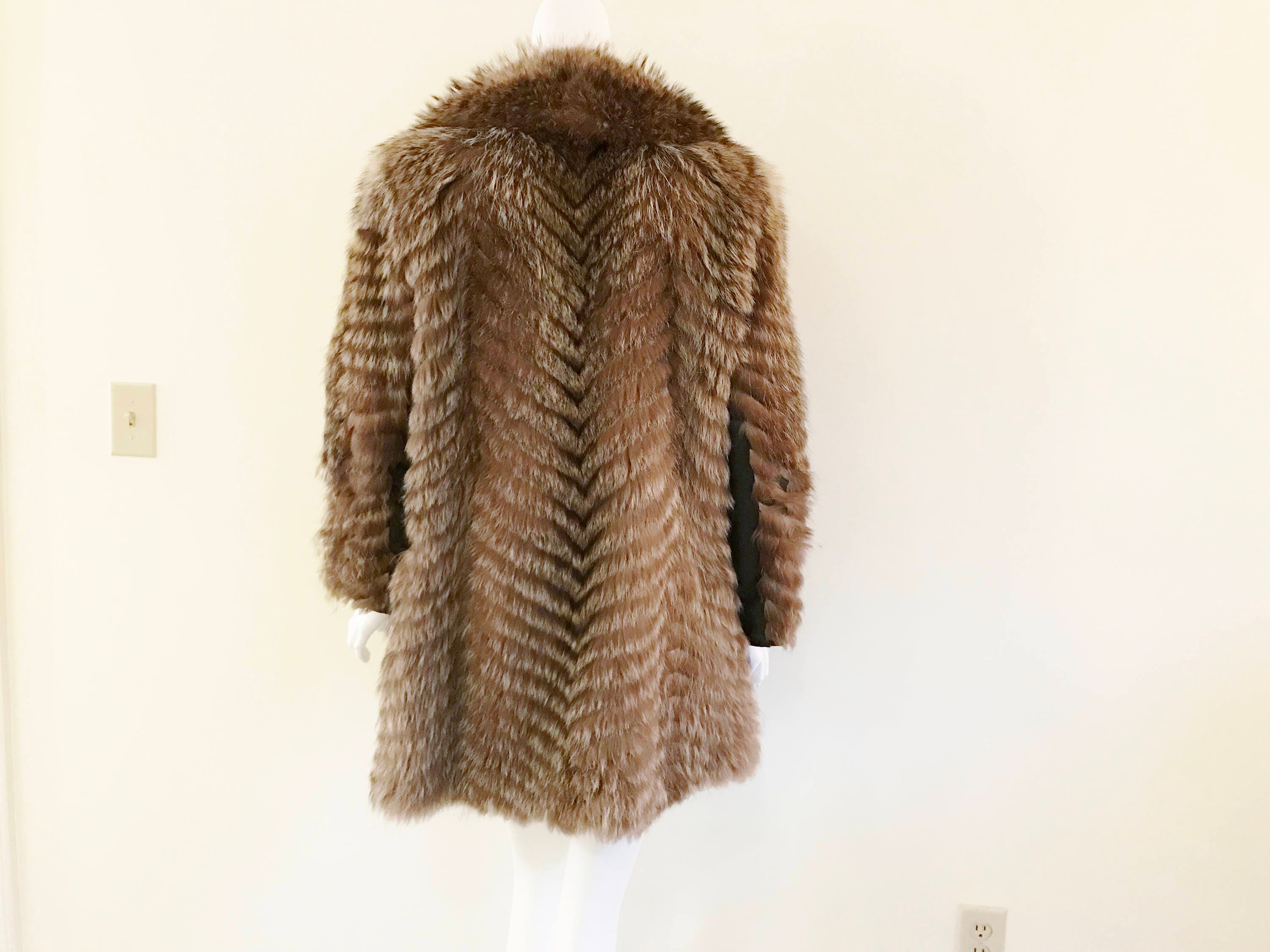 Classic Fur Coat, Vintage Clothing, Raccoon Coat, Authentic Real Fur