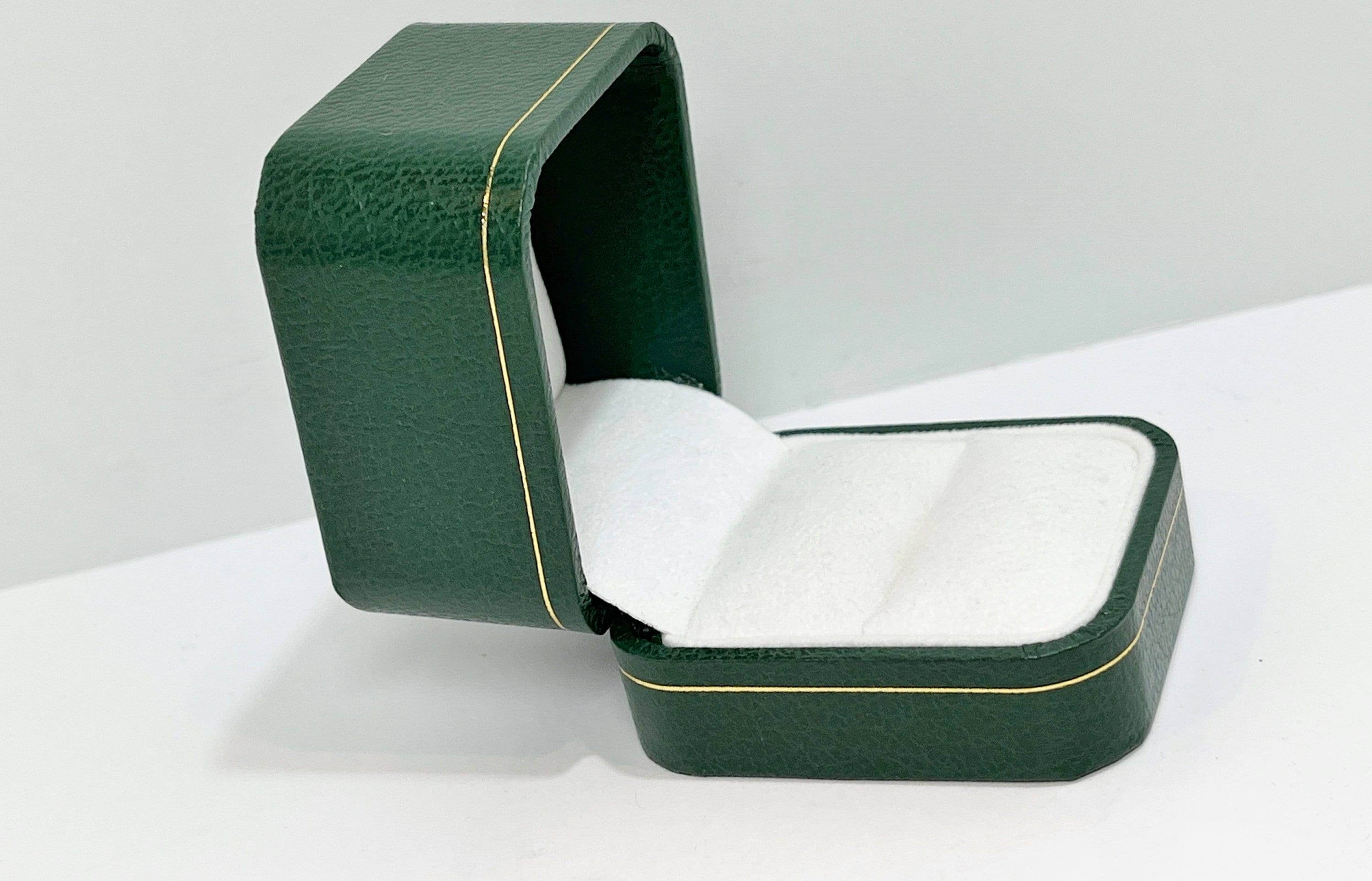Wholesale Custom Super Quality and Competitive Price Leatherette Paper Jewelry  Box with Multiple Color Options ,Ring Box,Pendant Box,Bracelet Box,Necklace  Box - China Jewelry Box and Jewellery Box price | Made-in-China.com