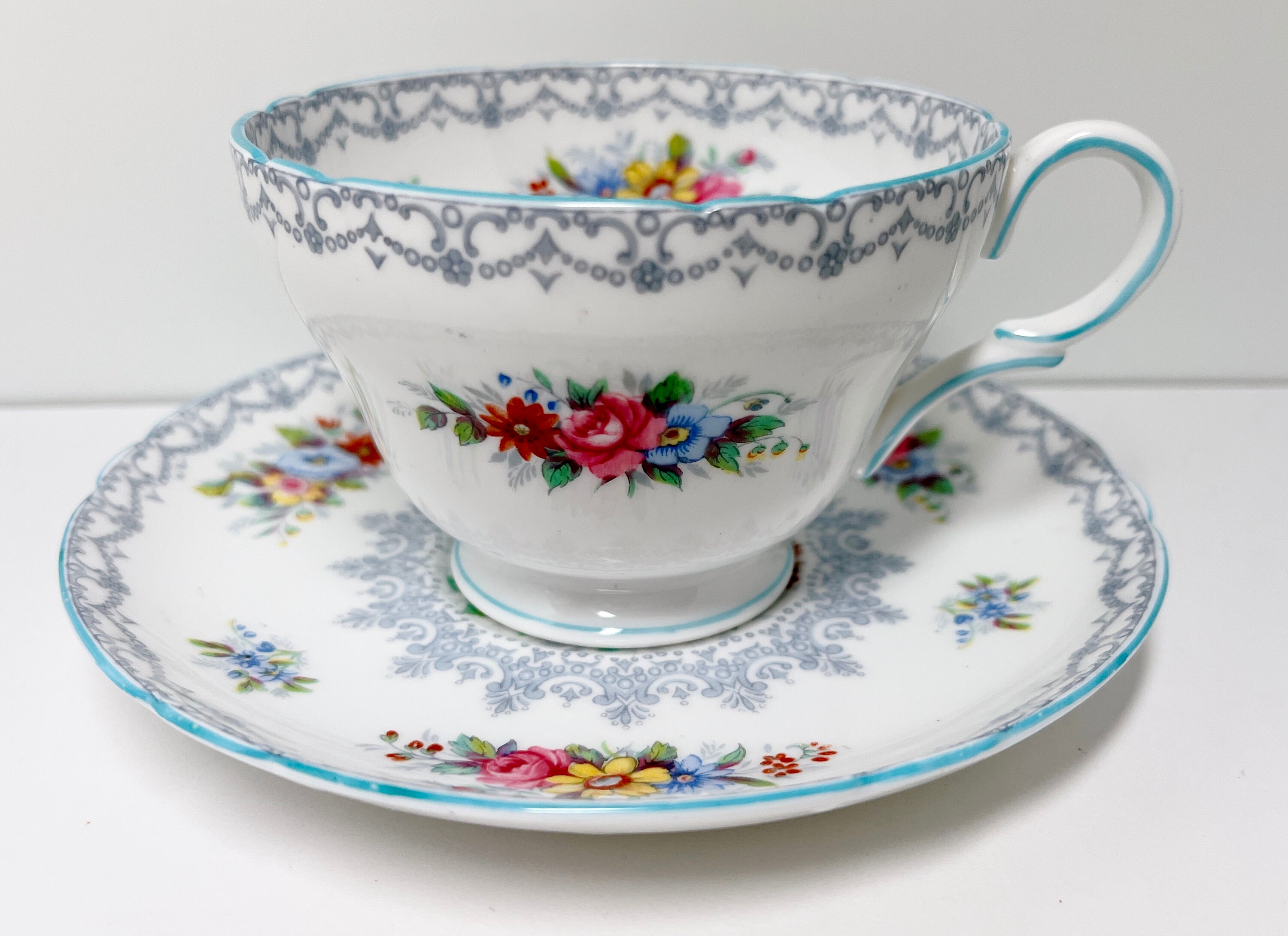 Shelley Teacup and Saucer, Crochet Pattern, Shelley Cups, Shelley China