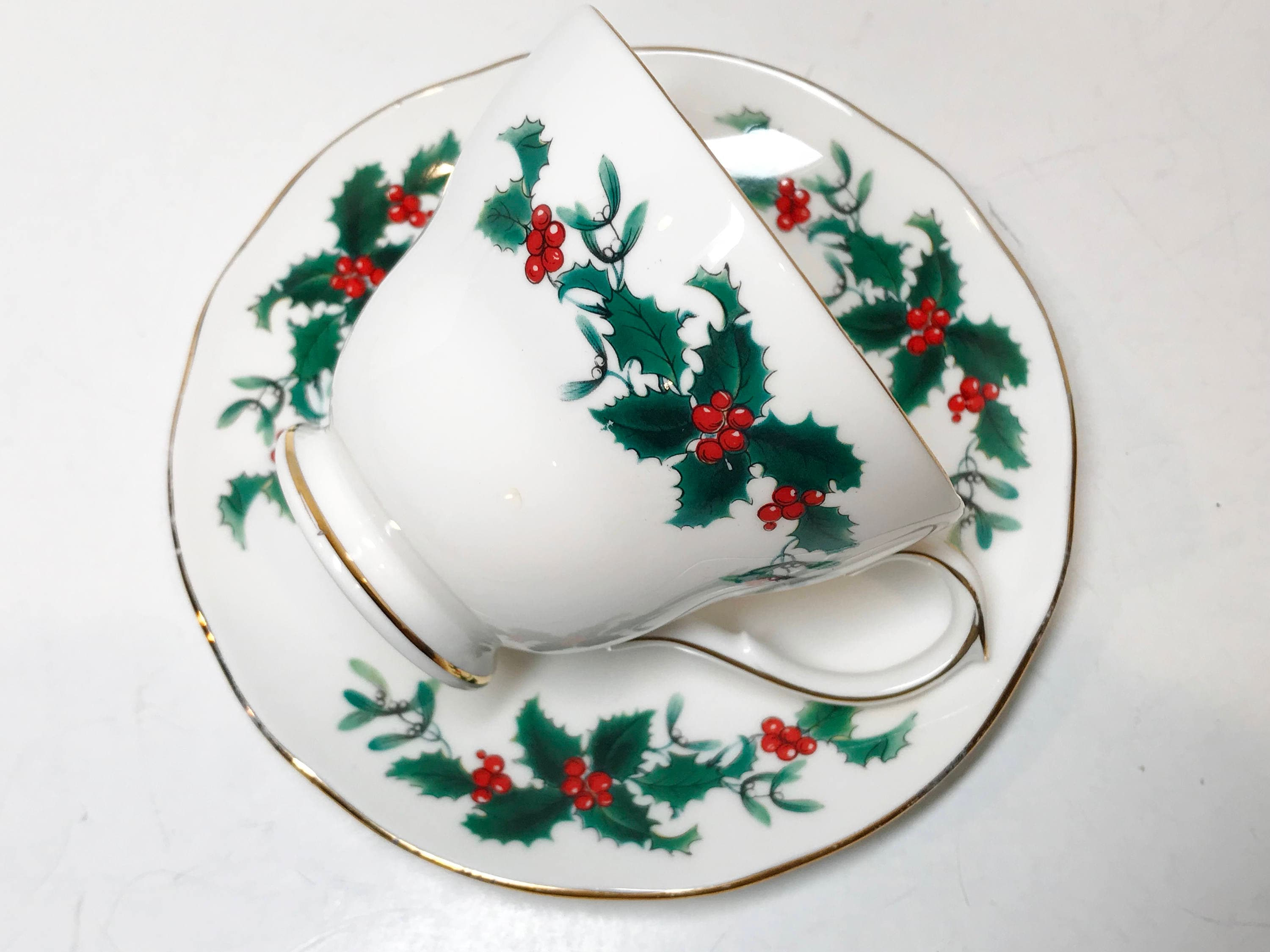 Duchess Tea Cup and Saucer, Christmas Tea Cups, Holidays Tea Cups