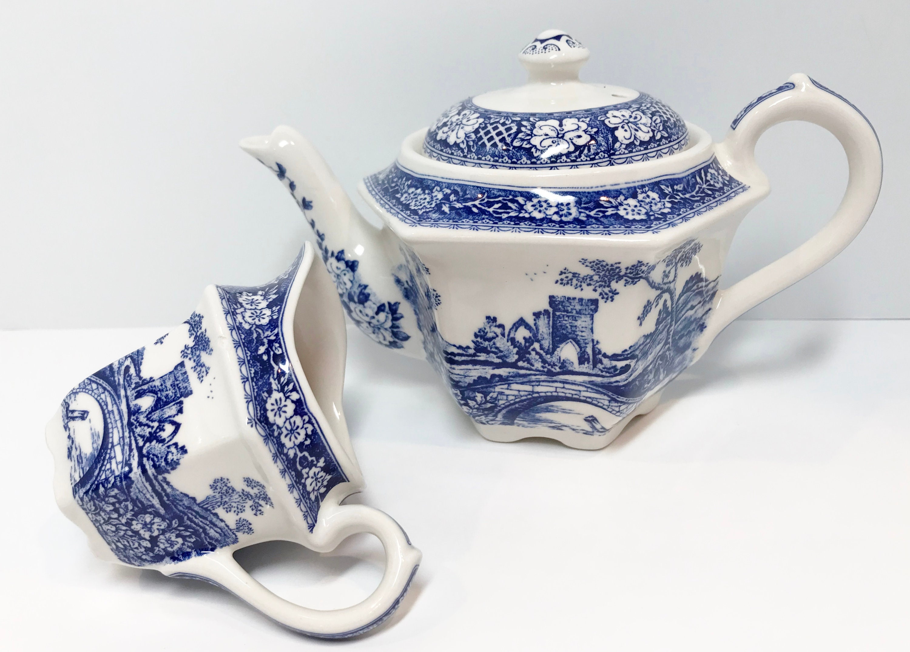 Blue White Sadler Teapot, Individual English Teapot, Sadler Tea Pot