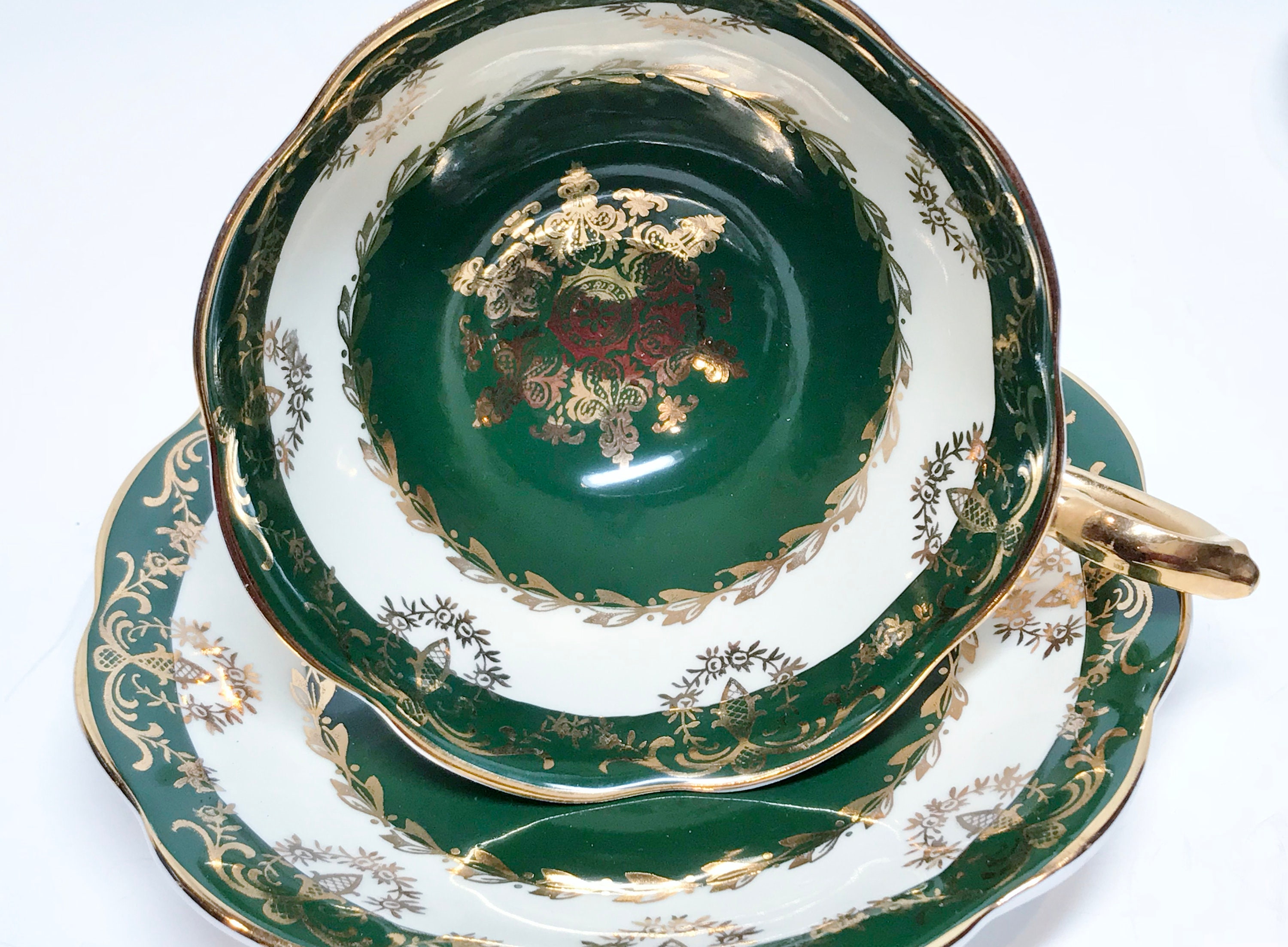 Royal Standard Tea Cup and Saucer, Irish Beauty Pattern, Antique Tea