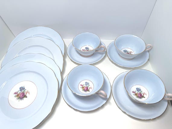 Grosvenor Luncheon Set for Four