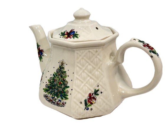 Sadler Teapot, Christmas Tree, English Teapot, Christmas Eve Pattern, Housewarming Gift, Gift for Friend, Gifts for Her, Anniversary Gift