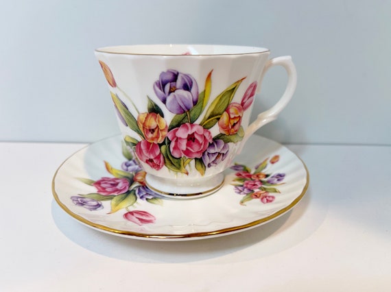 Duchess Teacup and Saucer, Tulips Tea Cup, Floral Teacups, Vintage Teacups, Teatime Teacups, Tea Party