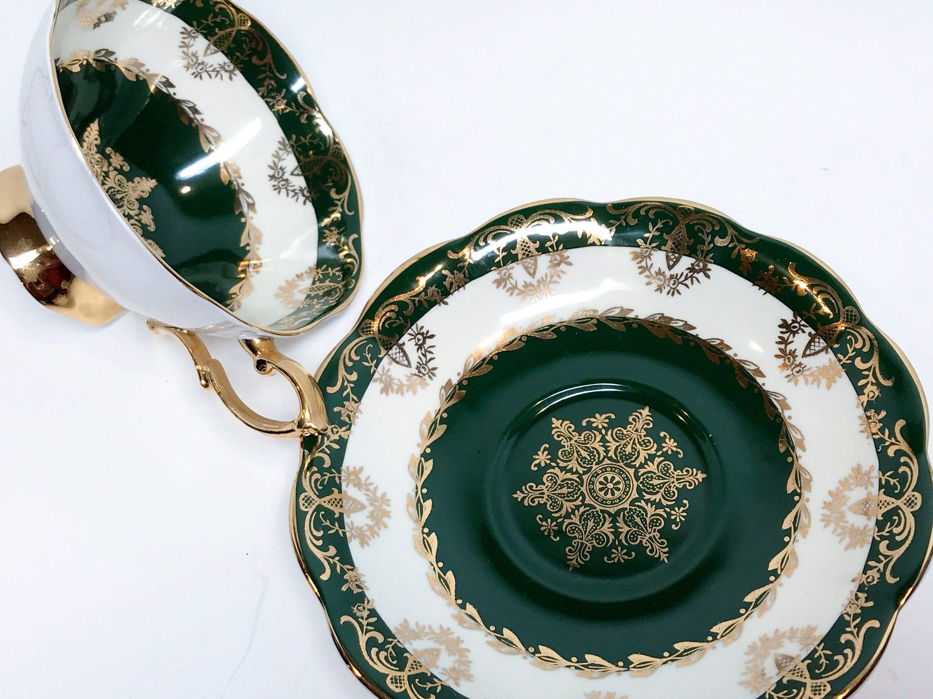 Royal Standard Tea Cup and Saucer, Irish Beauty Pattern, Antique Tea