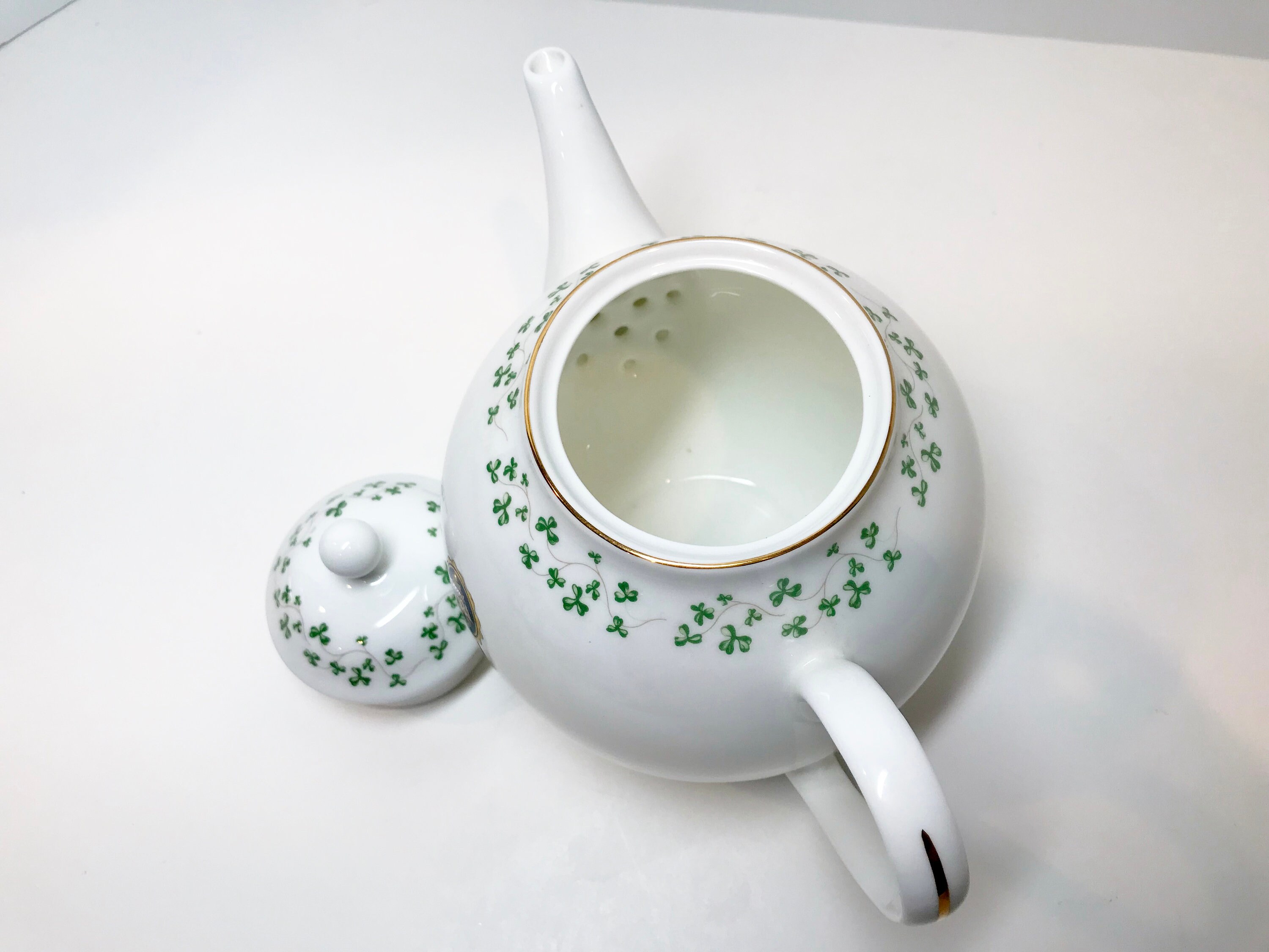 Royal Tara Teapot, Tara Shamrock Teapot, Irish Bone China Teapot