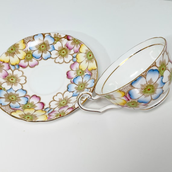 Annette Pattern, Victoria Teacup and Saucer, Antique Teacup Vintage, Floral Tea Cup, Anniversary Gift, Gift for Her