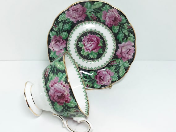 Royal Albert Teacup and Saucer: Needle Point Pattern