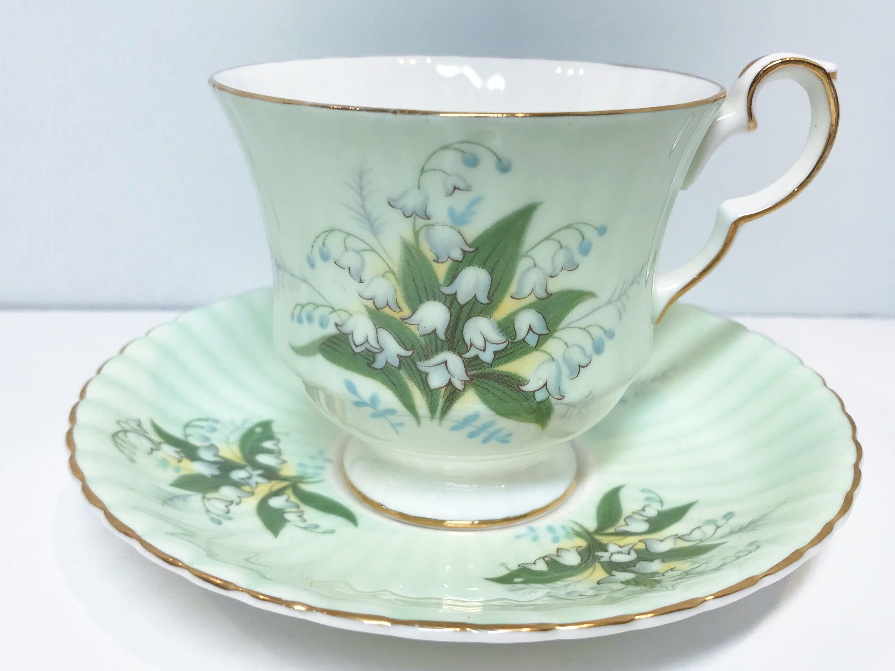 Royal Windsor Tea Cup and Saucer, Lily of the Valley Tea Cup, Antique
