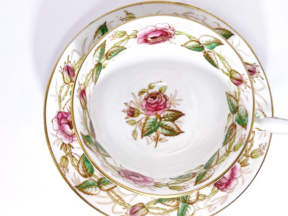 Victoria Teacup Saucer, Chelsea Pattern, Antique Teacup, Floral Teacup, Anniversary Gift, Gift for Her, Gift for Friend, Housewarming Gift