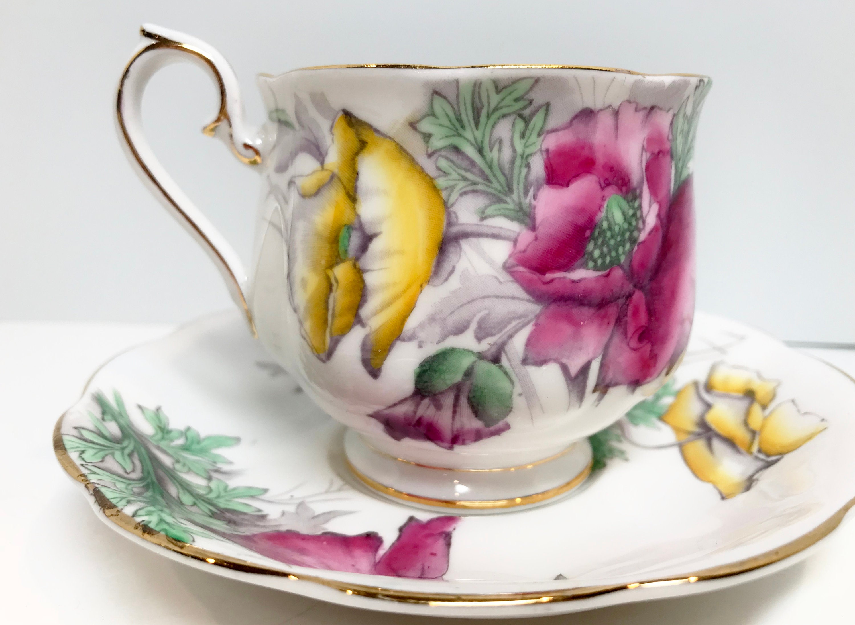 Royal Albert Tea Cup, Flower of the Month Series, Poppy Tea Cup Set