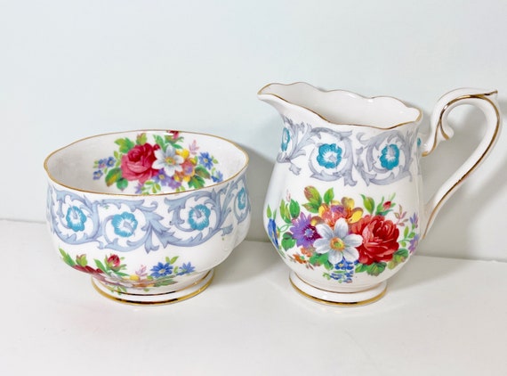 Paragon Creamer and Sugar in the Fragrance Pattern