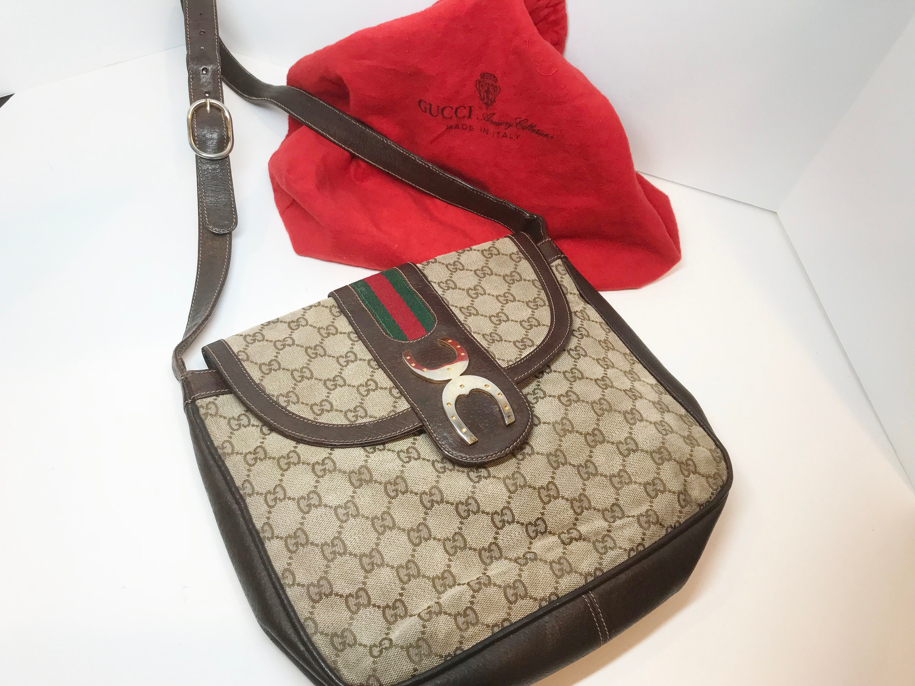 GUCCI GG Logo Small Crossbody Messenger Bag in Black | COCOON