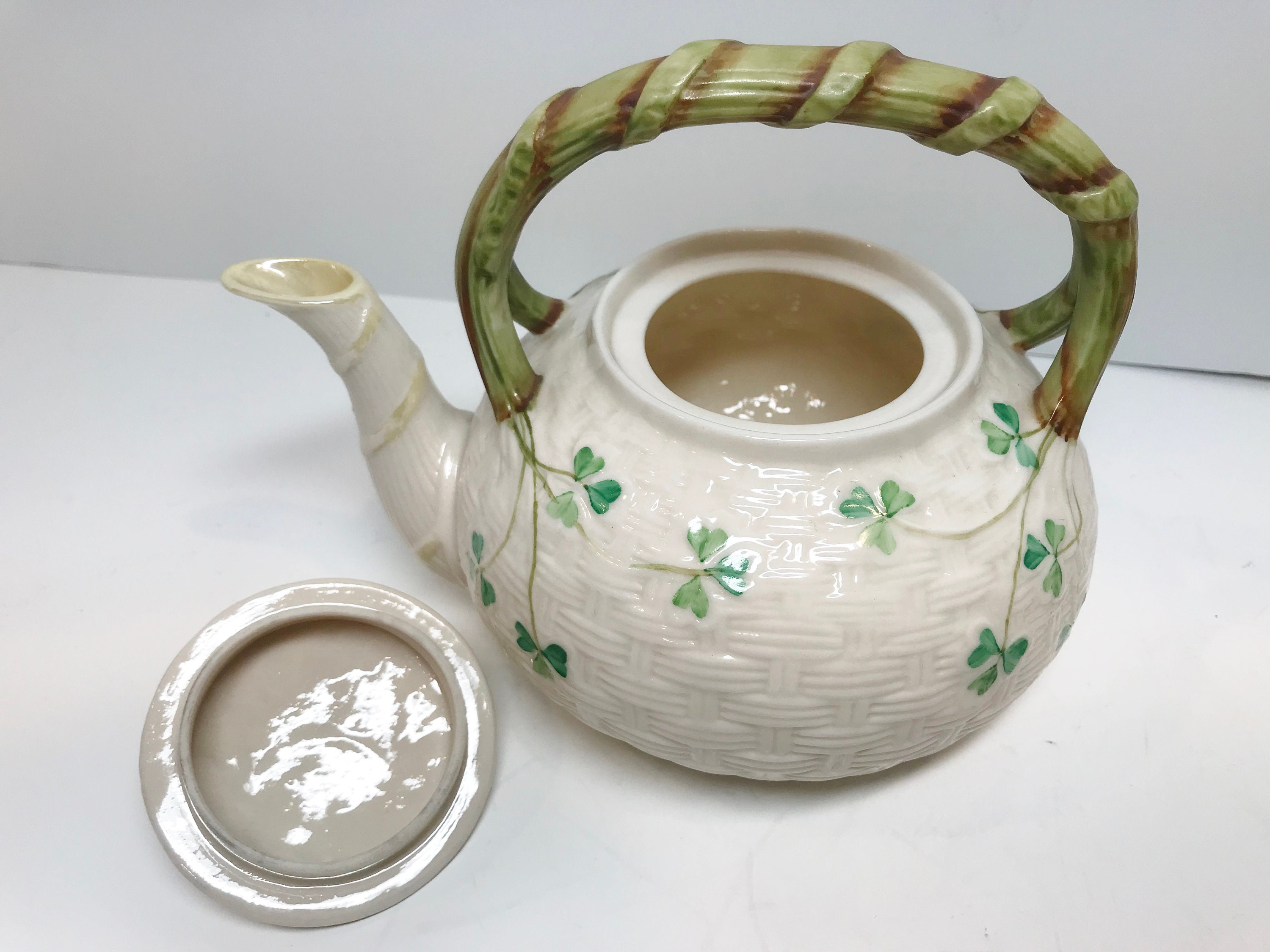 Shamrock Belleek Teapot, Belleek Kettle, Irish Teapot, Belleek China