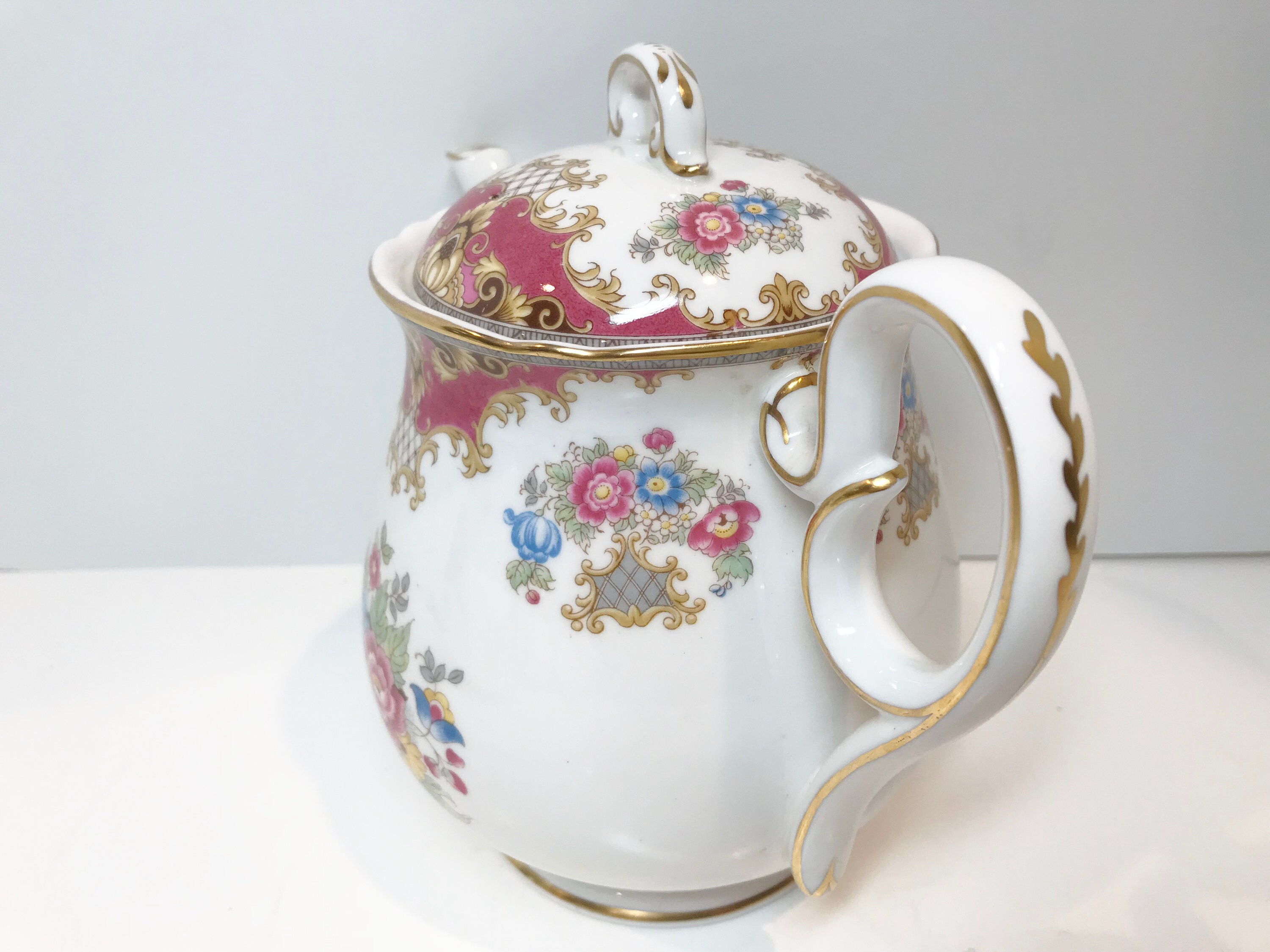 Shelley Teapot, Pink Sheraton Teapot, Antique Teapot, Vintage Teapot