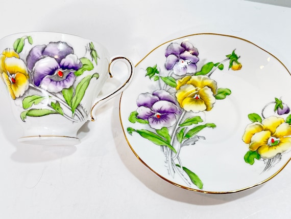 Pansies Teacup , Salisbury Teacup and Saucer , English Bone China , Antique Tea Cup Vintage , Floral Teacup , Housewarming Gift for Her ,