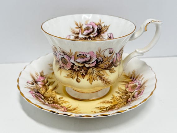 Royal Albert Teacup and Saucer, Melody Series , Sonata Pattern
