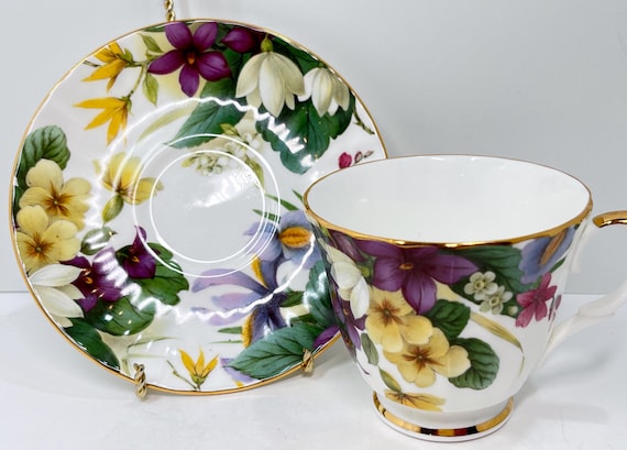 Duchess Teacup and Saucer, Floral Teacup, Housewarming Gift, Gift for Her, Birthday Gift, Afternoon Tea, Gift for Friend, Anniversary Gift