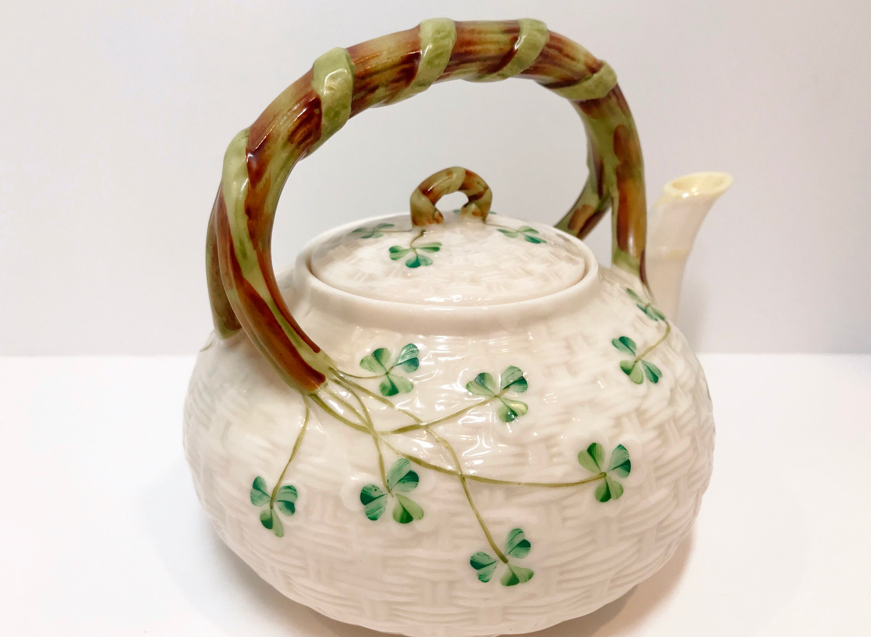 Shamrock Belleek Teapot, Belleek Kettle, Irish Teapot, Belleek China, Irish Porcelain, Green