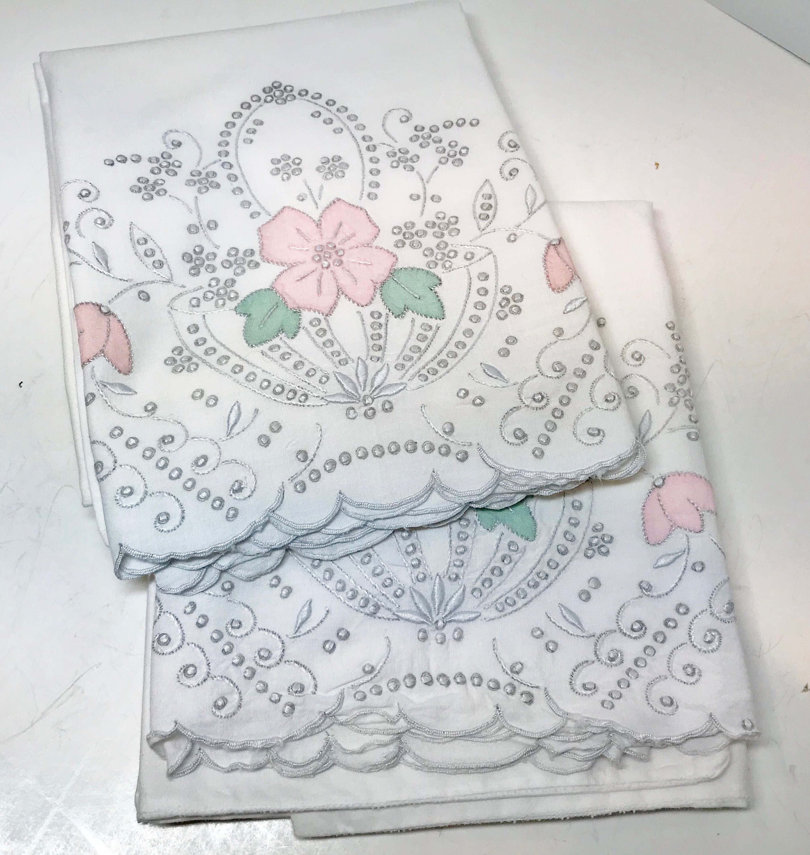 Vintage White Pillowcases, Flowered Applique Cases with French Knots