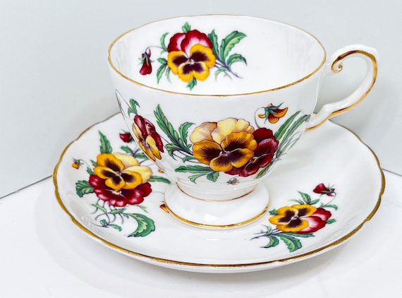 Hand Painted Tuscan Tea Cup and Saucer , Vintage Tea Cups , Antique Tea Cups , Pansy Tea Cup , Bone China Cup , Gifts for Her