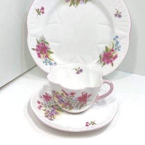 Shelley Stocks Pattern, Shelley China, Shelley Place Setting, Shelley Teacup and Saucer, Gift for Her, Anniversary Gift, Birthday Gift