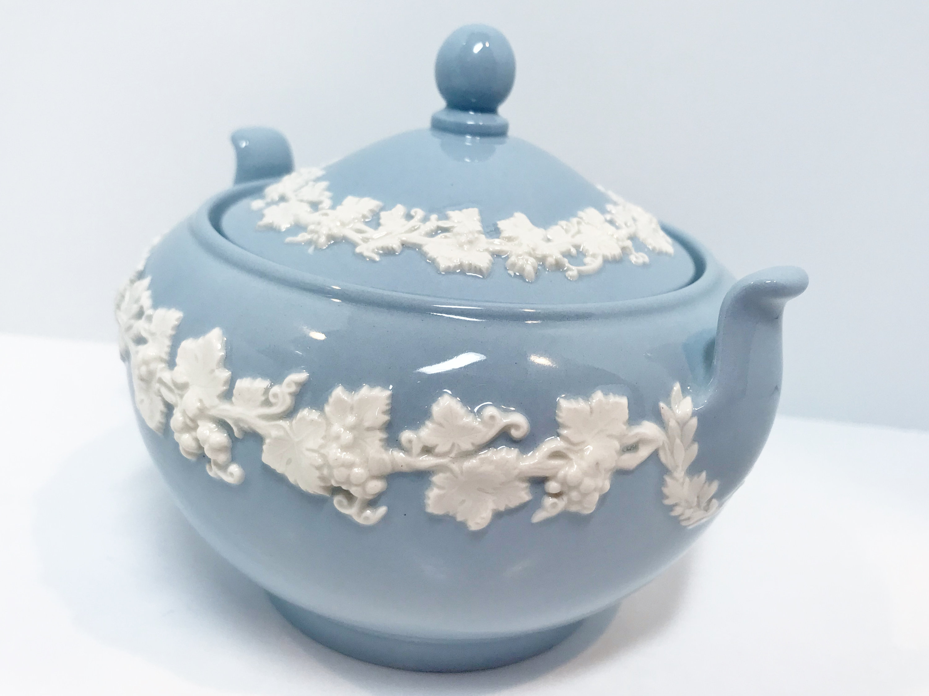 Queensware Wedgwood Sugar Bowl, Blue Wedgwood, Cream on Lavender Sugar