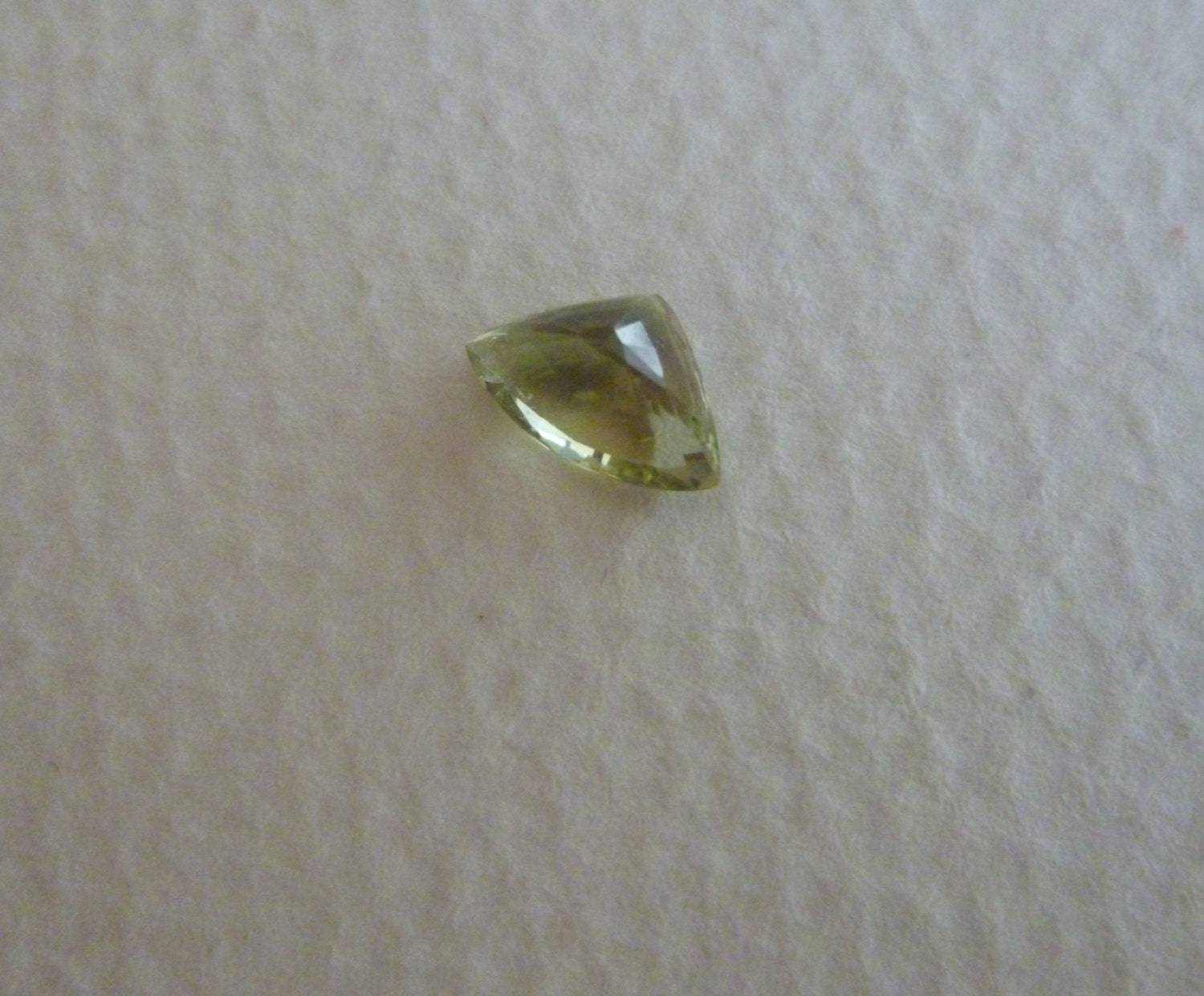 Tourmaline Verte Naturelle Taille Trillion 0.67 Carat