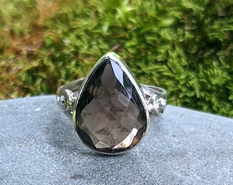Sterling Silver Two Tone Solitaire Smoky Topaz Lock circle petite Cocktail Ring