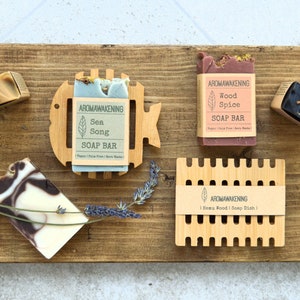 Wooden Soap holder and natural bar soap, gift for her, gift for him, gift for Mom, luxury soaps.